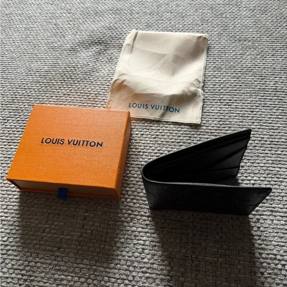 Louis Vuitton Monogram Black Leather Wallet - Picture 3 of 4